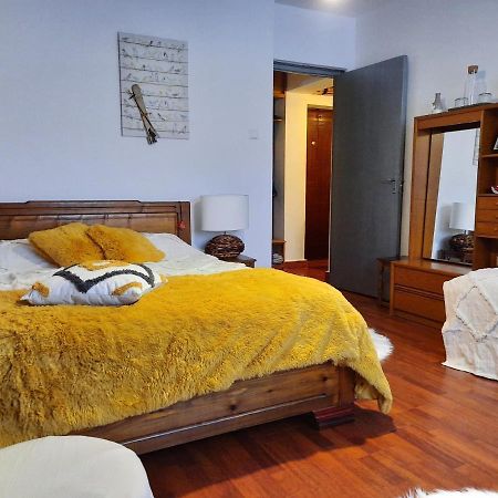 Cocooning In A Lovely Mountain Suite - One Azuga Esterno foto