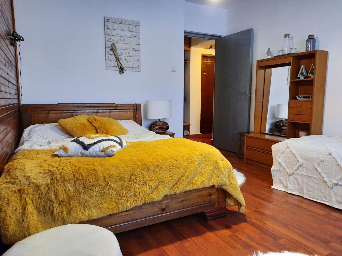 Cocooning In A Lovely Mountain Suite - One Azuga Esterno foto